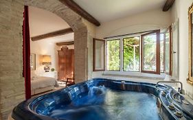 Corte Cristina & Suites