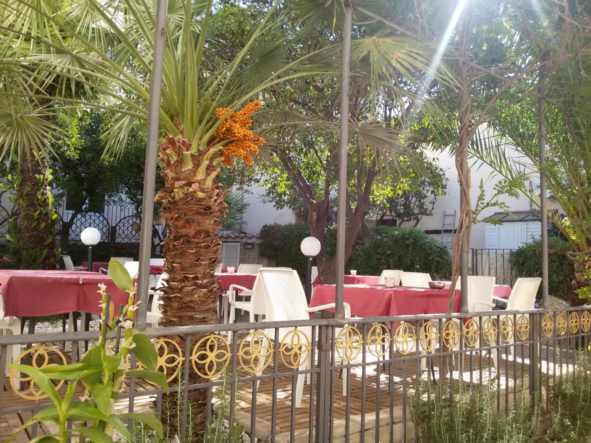 Corte Cristina & Suites Quartucciu Exterior photo